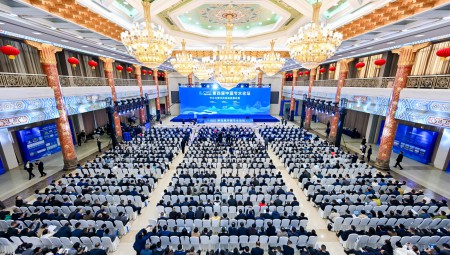 11月20日上午，第四届中国节水论坛在素有“泉城”美誉的山东济南胜利开幕。本届论坛由中国农工民主党中央委员会主办，大禹节水集团股份有限公司发起，中国农工民主党山东省委员会、山东省水利厅、山东省农业农村厅、大禹节水农水集团华北总公司承办，农业农村部智慧农业节水灌溉装备重点实验室等多家单位联合协办。